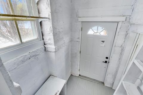 Tiny photo for 1638 Oakwood Avenue, Des Plaines, IL 60016 (MLS # 12589566)