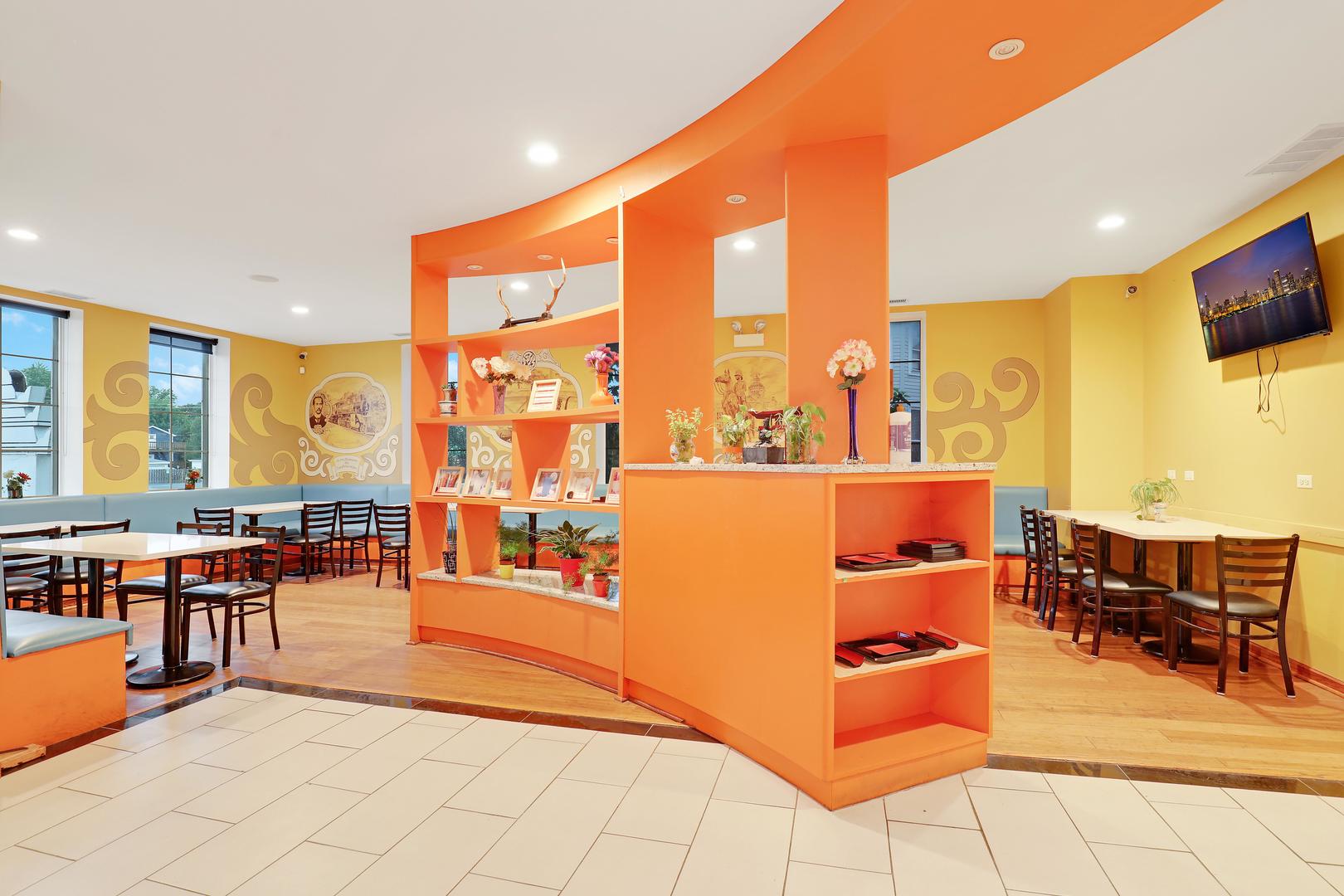 4461 N Pulaski Road