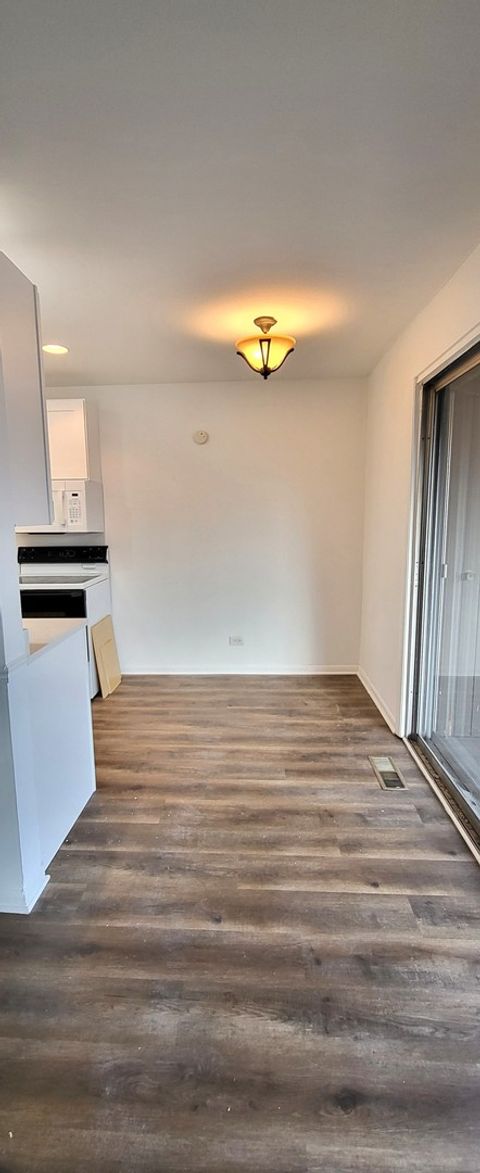 Tiny photo for 1607 E Maple Terrace #2D, Lisle, IL 60532 (MLS # 12569679)