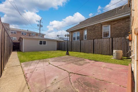 Tiny photo for 5921 S Sawyer Avenue, Chicago, IL 60629 (MLS # 12661515)
