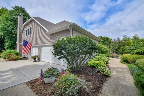 Tiny photo for 1580 Turnberry Court, Geneva, IL 60134 (MLS # 12498394)