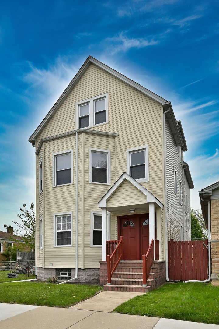 5104 N Austin Avenue