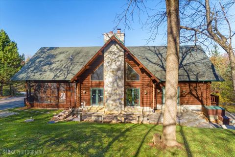 Tiny photo for 187 Rabbit Run, Ingleside, IL 60041 (MLS # 12516507)