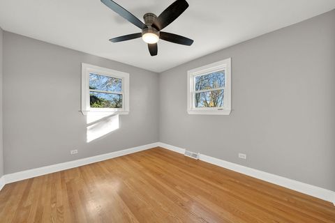 Tiny photo for 7435 W 74th Street, Bridgeview, IL 60455 (MLS # 12565460)