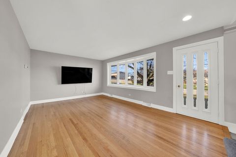 Tiny photo for 7435 W 74th Street, Bridgeview, IL 60455 (MLS # 12565460)