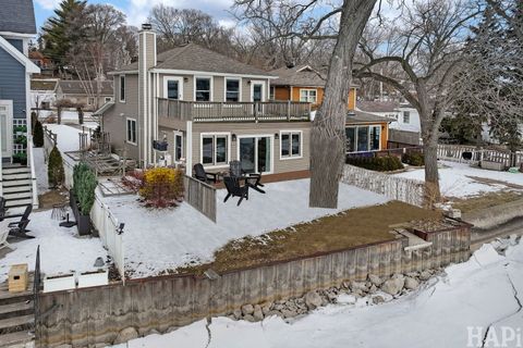 26083 W Calhoun Avenue Antioch IL 60002