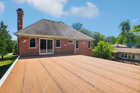 A home in Willowbrook