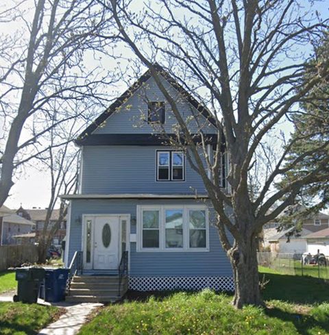 A home in North Chicago