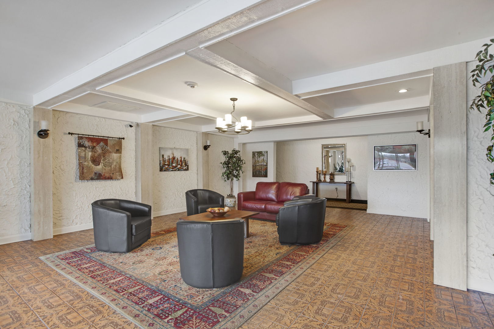 4050 Dundee Road 105