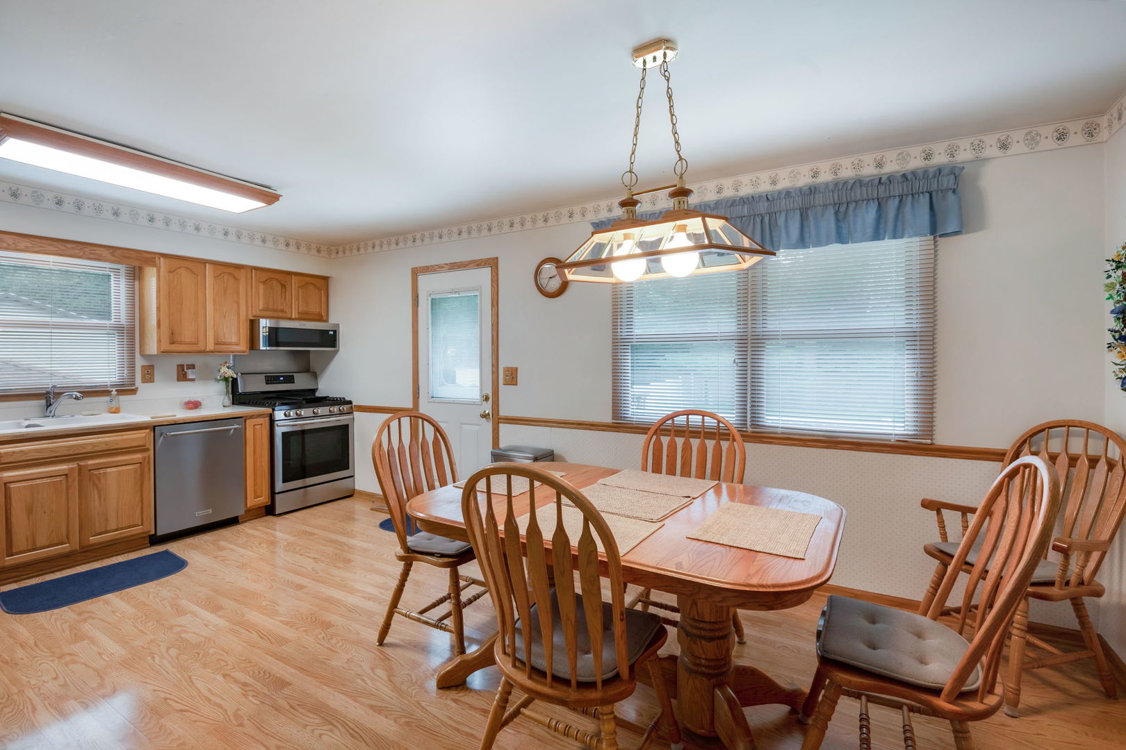 706 Greenbriar Lane