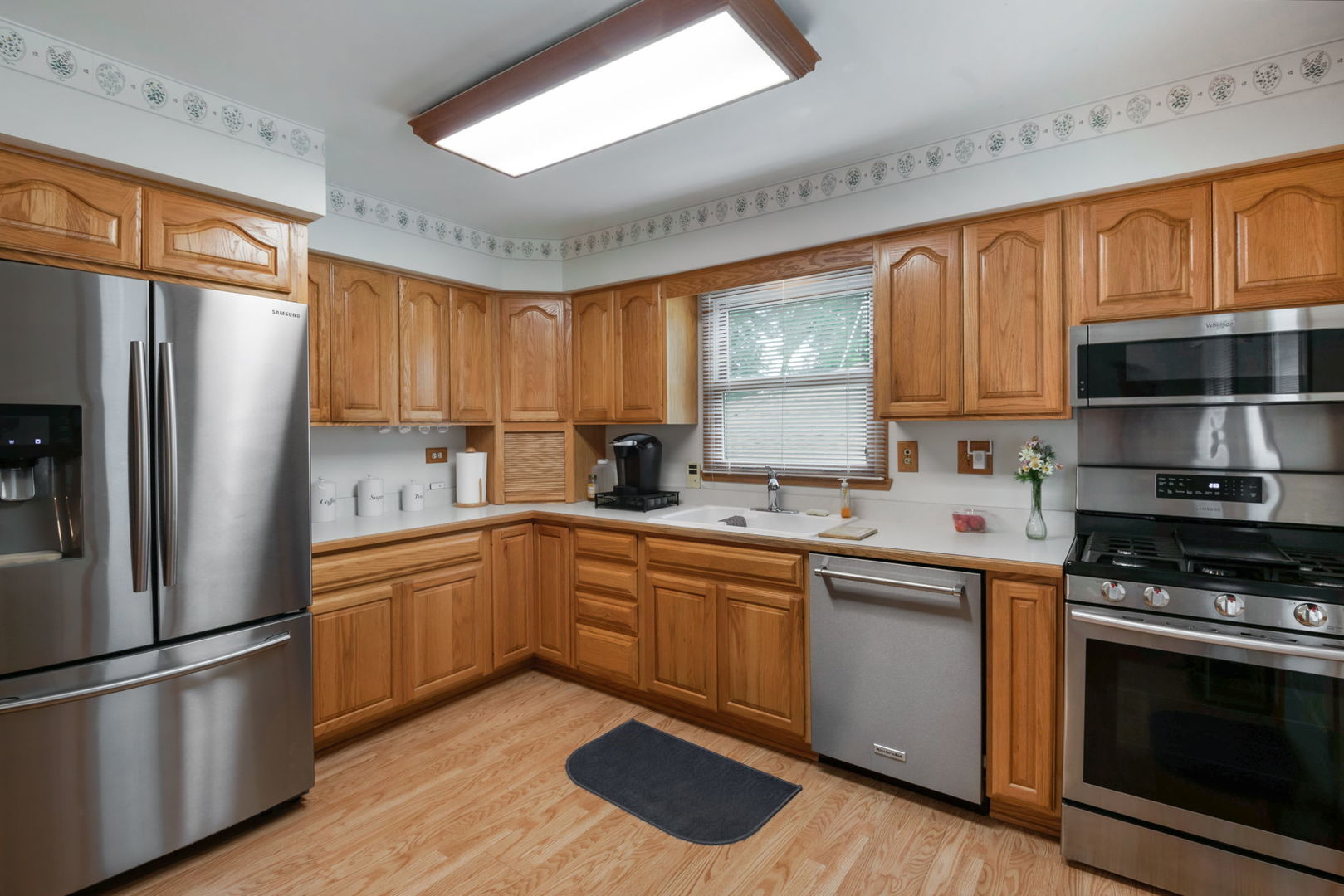 706 Greenbriar Lane