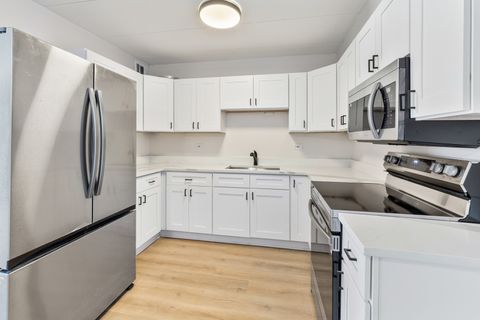 Tiny photo for 17000 Novak Drive #T-105, Hazel Crest, IL 60429 (MLS # 12528184)