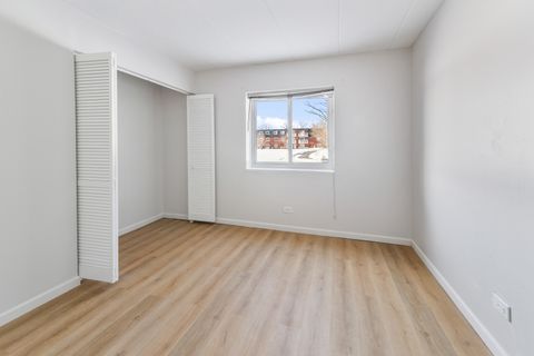 Tiny photo for 17000 Novak Drive #T-105, Hazel Crest, IL 60429 (MLS # 12528184)