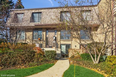 1711 Northfield Square D Northfield IL 60093