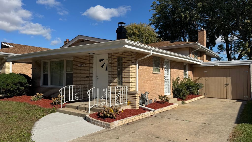 Photo for 15037 Irving Avenue, Dolton, IL 60419 (MLS # 12500165)