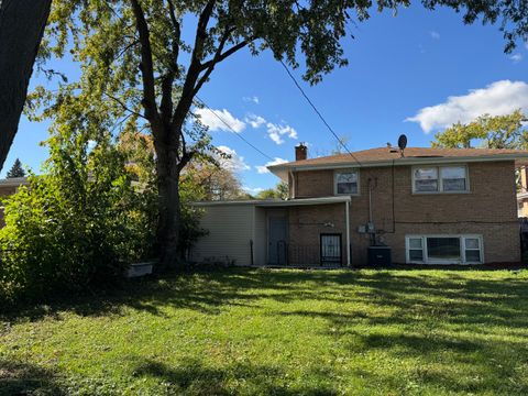 Tiny photo for 15037 Irving Avenue, Dolton, IL 60419 (MLS # 12500165)