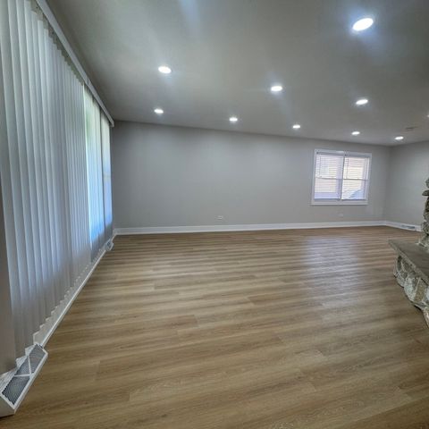 Tiny photo for 15037 Irving Avenue, Dolton, IL 60419 (MLS # 12500165)