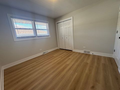 Tiny photo for 15037 Irving Avenue, Dolton, IL 60419 (MLS # 12500165)