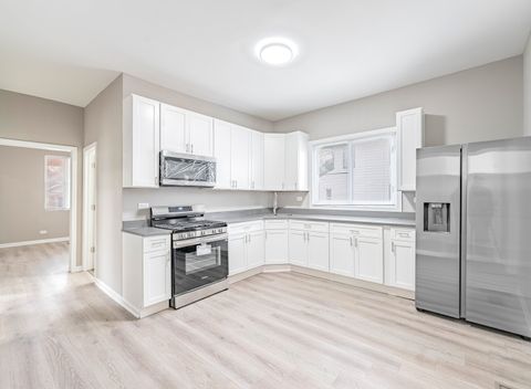 Tiny photo for 30 Washington Avenue, La Grange, IL 60525 (MLS # 12577207)