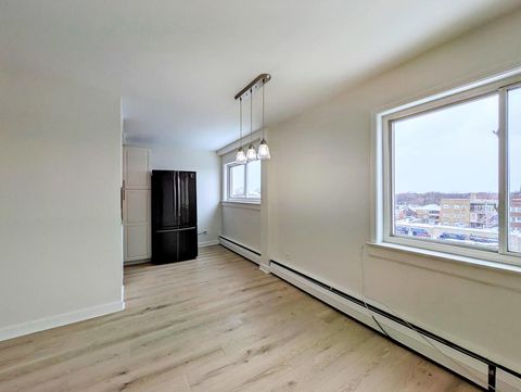 Tiny photo for 7540 N RIDGE Boulevard #6C, Chicago, IL 60645 (MLS # 12562449)