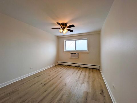 Tiny photo for 7540 N RIDGE Boulevard #6C, Chicago, IL 60645 (MLS # 12562449)