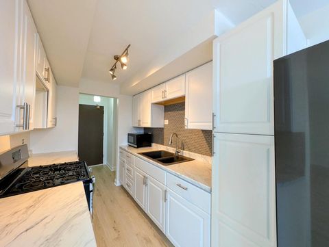 Tiny photo for 7540 N RIDGE Boulevard #6C, Chicago, IL 60645 (MLS # 12562449)