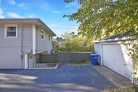 Tiny photo for 916 Lacey Avenue, Lisle, IL 60532 (MLS # 12512802)