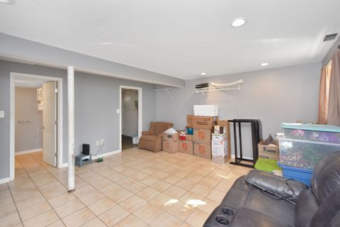 Tiny photo for 916 Lacey Avenue, Lisle, IL 60532 (MLS # 12512802)