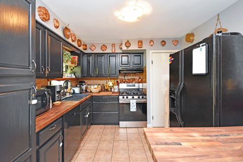 Tiny photo for 916 Lacey Avenue, Lisle, IL 60532 (MLS # 12512802)