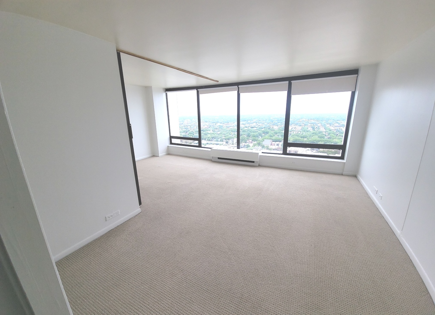 5445 N SHERIDAN Road 3605