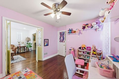 Tiny photo for 3412 N Orange Avenue, Chicago, IL 60634 (MLS # 12601988)