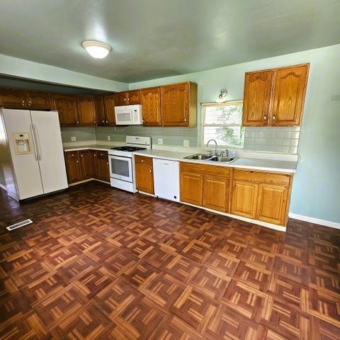 Tiny photo for 611 Golfview Drive, Round Lake Beach, IL 60073 (MLS # 12720081)