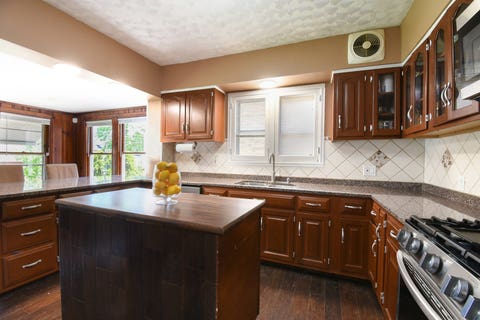 Tiny photo for 1437 Maple Avenue, Berwyn, IL 60402 (MLS # 12647613)