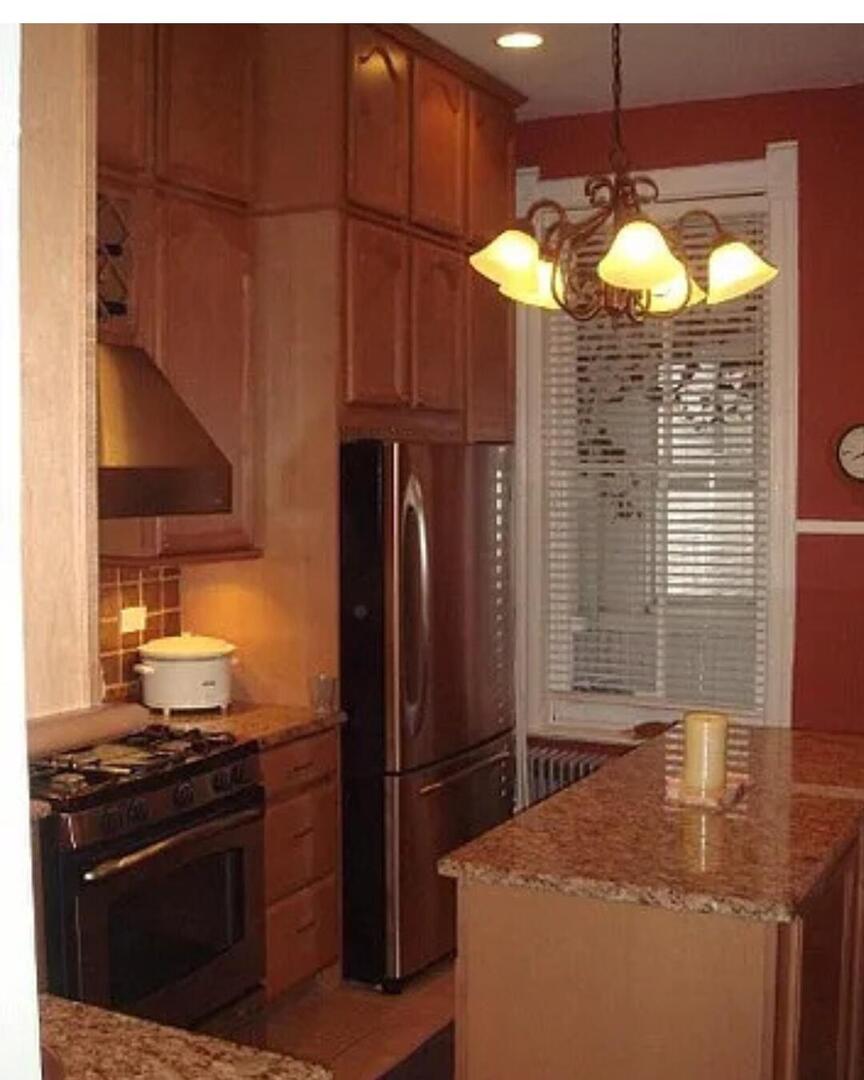 2658 N Orchard Street 0