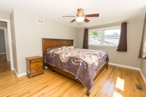 Tiny photo for 1107 W White Oak Street, Arlington Heights, IL 60005 (MLS # 12431449)