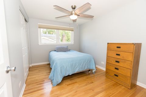 Tiny photo for 1107 W White Oak Street, Arlington Heights, IL 60005 (MLS # 12431449)