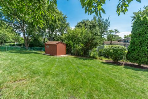 Tiny photo for 1107 W White Oak Street, Arlington Heights, IL 60005 (MLS # 12431449)