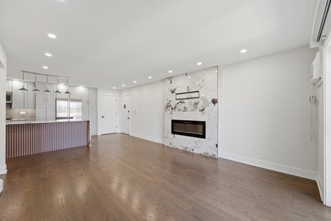 Tiny photo for 870 Winesap Court #301, Prospect Heights, IL 60070 (MLS # 12698978)