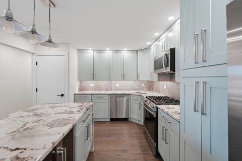 Tiny photo for 870 Winesap Court #301, Prospect Heights, IL 60070 (MLS # 12698978)