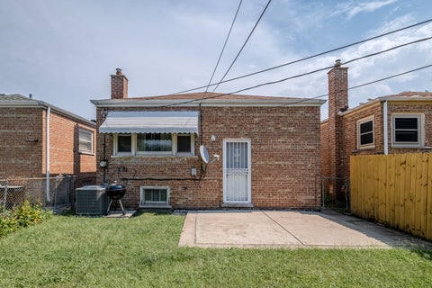 Tiny photo for 10226 S Torrence Avenue, Chicago, IL 60617 (MLS # 12752044)