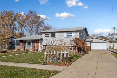 Tiny photo for 9446 Magnolia Avenue, Mokena, IL 60448 (MLS # 12518954)