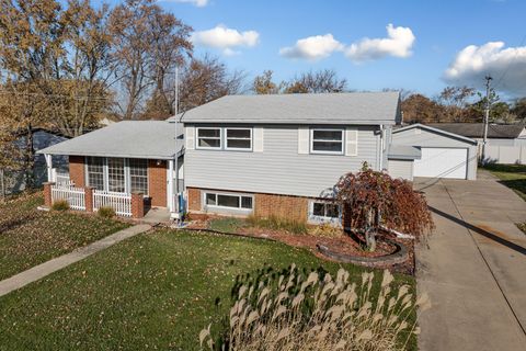 Photo of 9446 Magnolia Avenue, Mokena, IL 60448 (MLS # 12518954)