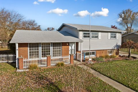 Tiny photo for 9446 Magnolia Avenue, Mokena, IL 60448 (MLS # 12518954)