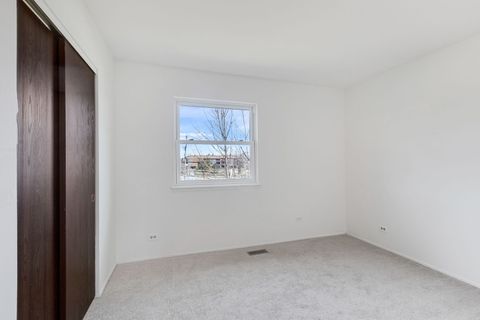 Tiny photo for 4 Lexington Court, Streamwood, IL 60107 (MLS # 12577583)