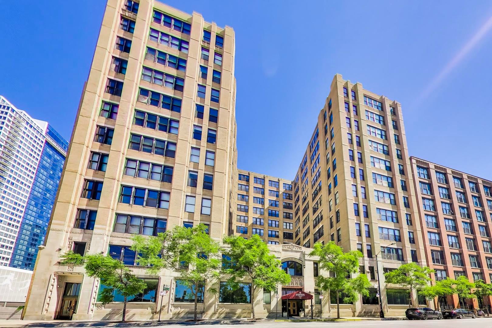 728 W Jackson Boulevard 724