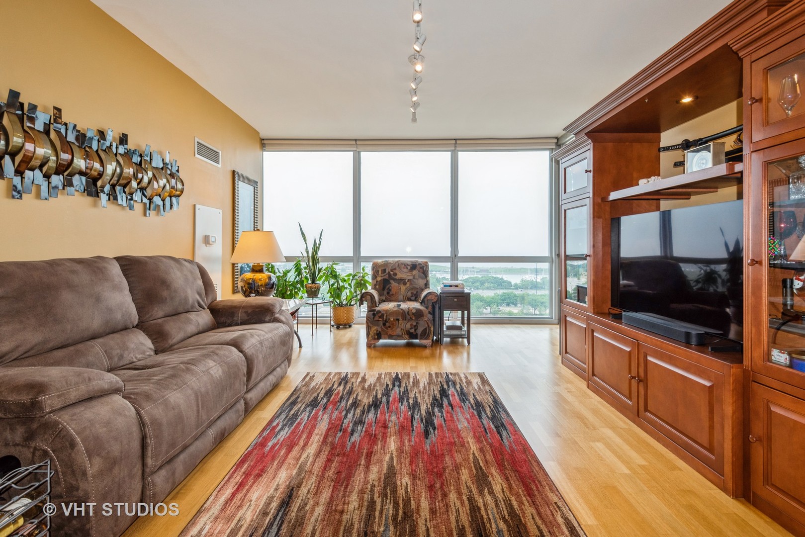 1841 S Calumet Avenue 1304