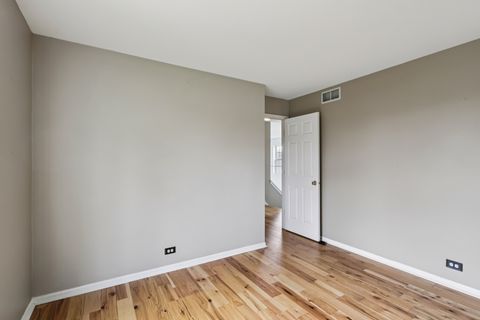 Tiny photo for 257 Indian Ridge Lane SE, Lake Villa, IL 60046 (MLS # 12621422)