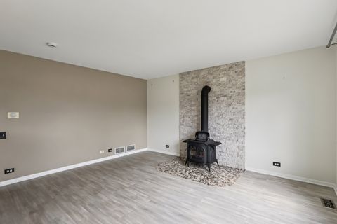 Tiny photo for 257 Indian Ridge Lane SE, Lake Villa, IL 60046 (MLS # 12621422)