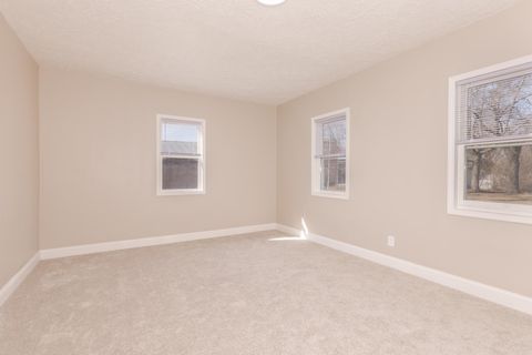 Tiny photo for 207 E Maple Street, Chatsworth, IL 60921 (MLS # 12565426)