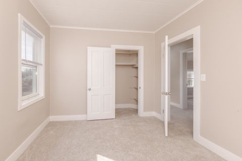 Tiny photo for 207 E Maple Street, Chatsworth, IL 60921 (MLS # 12565426)